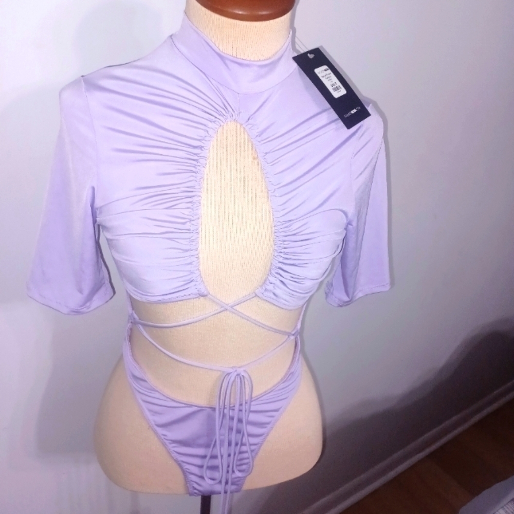 Fashion Nova- Lilac/ Raquel Ruched Bodysuit- W Sz Small